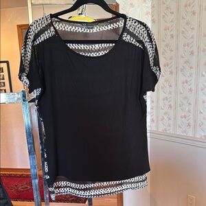 Armani Exchange Black and White Short Sleeve Blouse